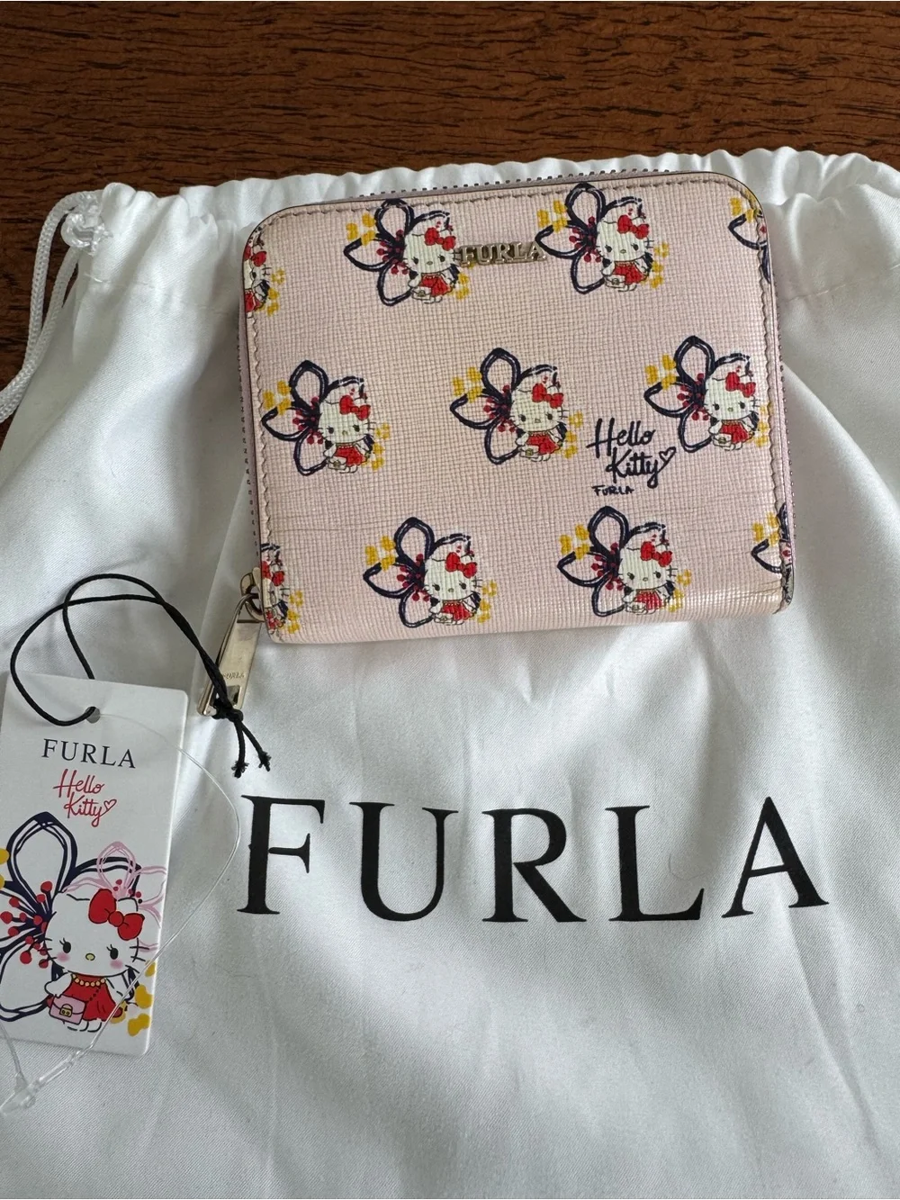 NWT Furla x Hello Kitty Limited Edition Floral Zip Wallet - Picture 2 of 8